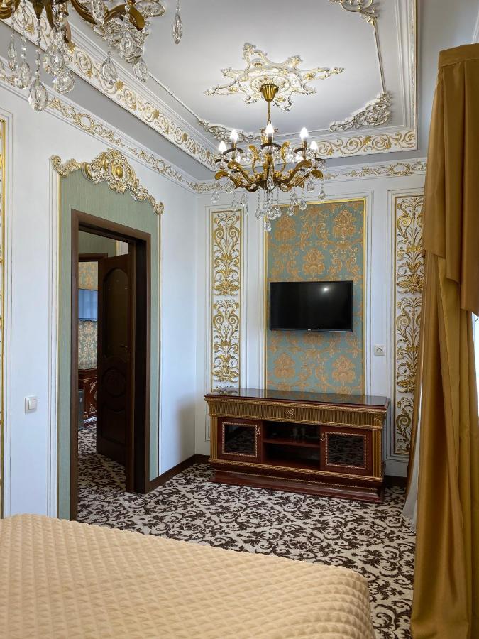 Отель Lion 3*