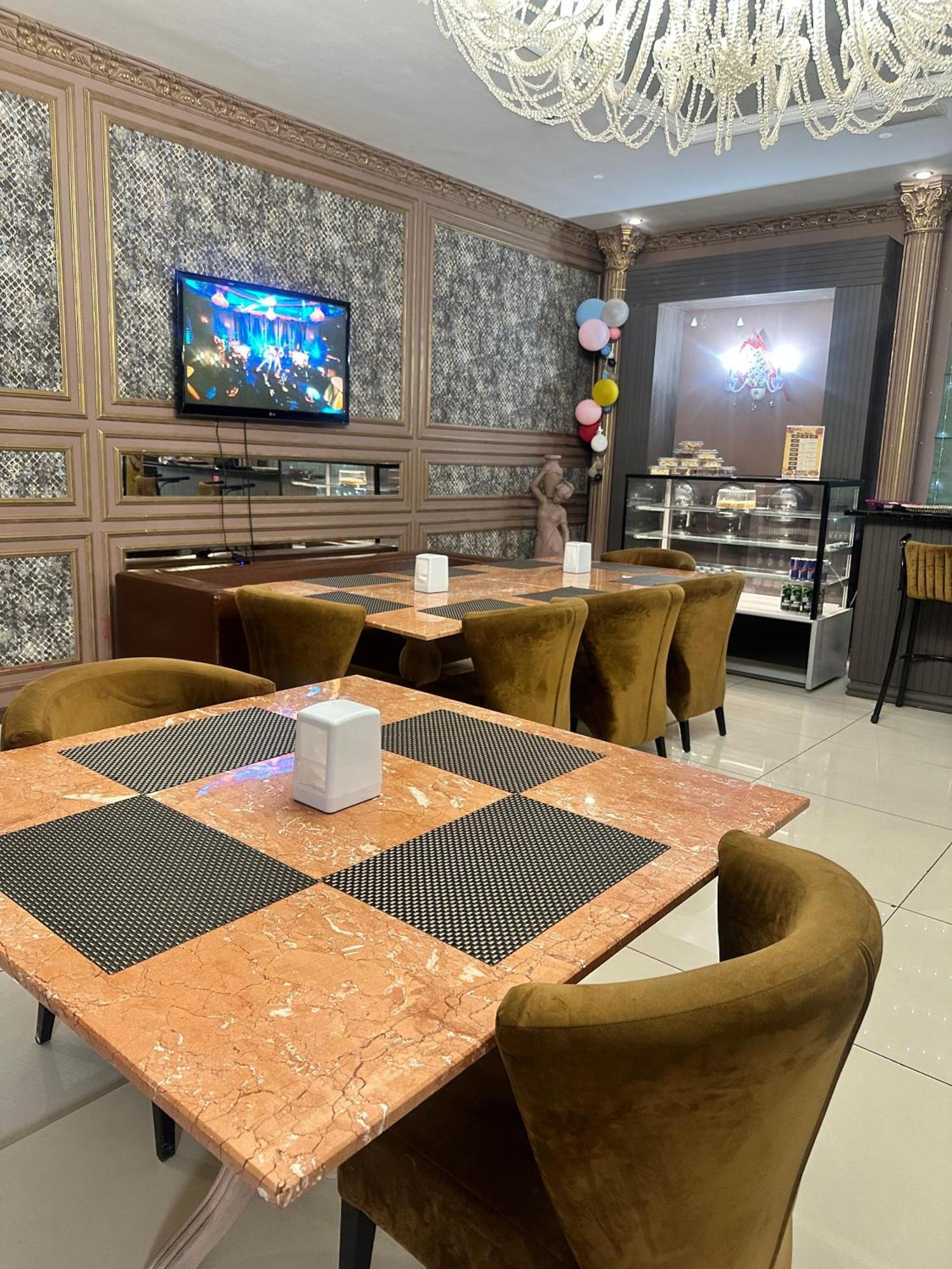 Hotel Lion 3*